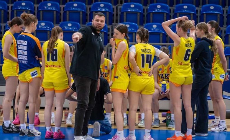 U17/VIDEO: Výborný začiatok, zlý koniec, piaty je Poprad