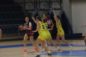 20241123 Scandinavian Basket Sweden U16 (SWE) vs. YOUNG ANGELS Košice U16