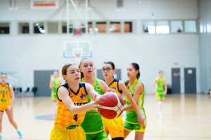 20250223 YOUNG ANGELS Košice U14 vs. Soproni DARAZSAK Academy U14 (HUN)