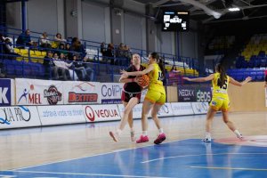 20251127 YOUNG ANGELS Košice U16 vs. BKM Petržalka U16