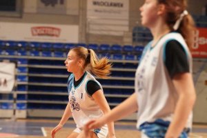 20251130 TKM Wloclawek U15 (POL) vs. YOUNG ANGELS Košice U15